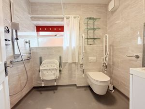 Photo 12- click for photo gallery